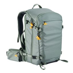Vanguard Alta Adventure LB25L Lightweight Backpack Green
