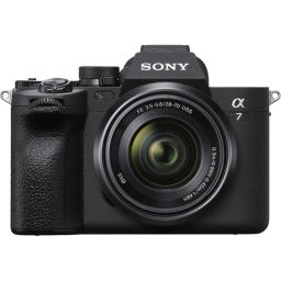 Sony Alpha 7 IV + FE 28-70mm Kit