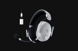 Razer Blackshark V3 Pro Wireless Bluetooth Headset White