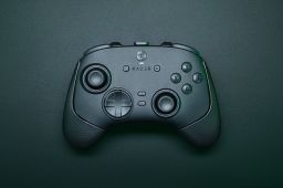 Razer Wolverine V3 Pro 8K PC Wireless Gamepad Black