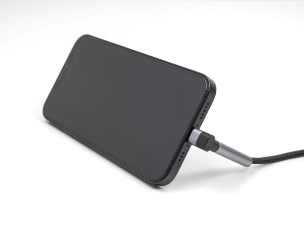 DeLock Data and Charging Cable USB Type-C to Lightning for iPhone, iPad, iPod angled with stand function 1,5m MFi Black